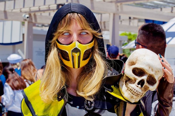 How to Implement Touchless Technology in Commercial Properties for Pandemic Preparedness?